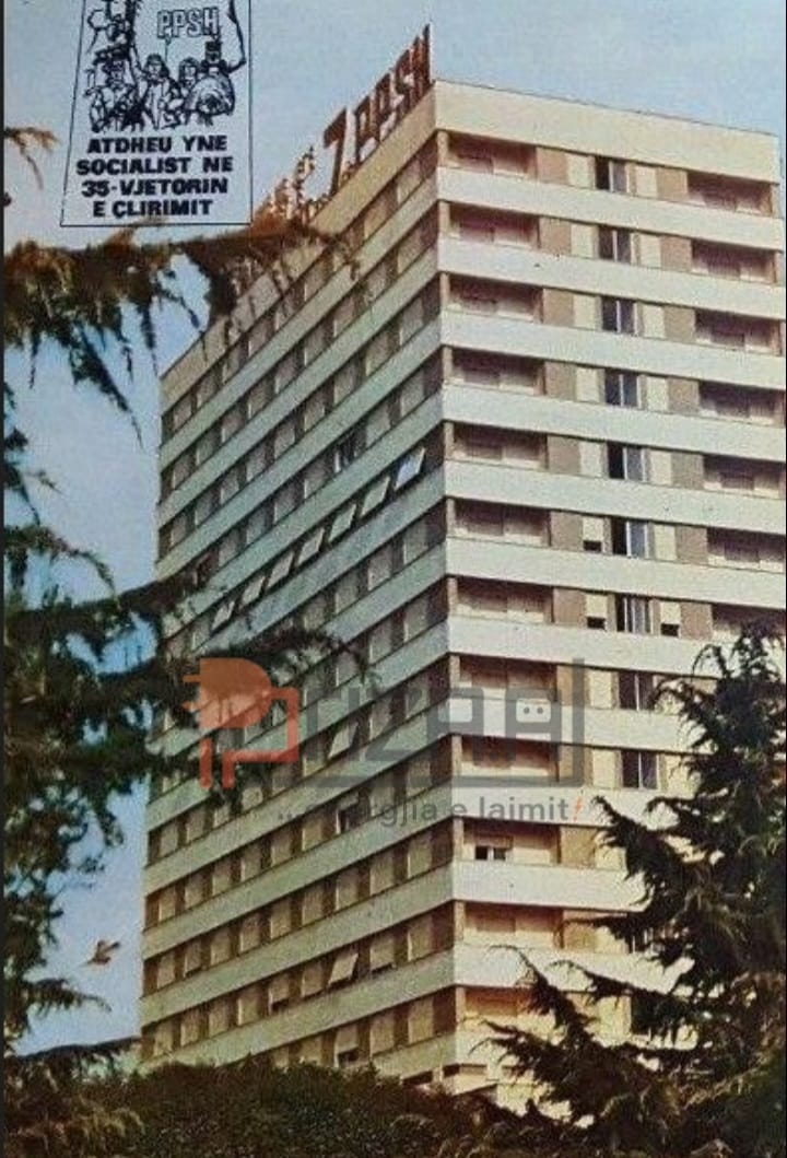 8. Hotel Tirana i sapo inaguruar, fotografuar nga një kënd tjetër.