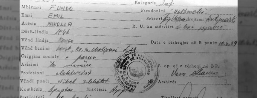 Dokumenti ku tregohet se Emil Fundo është rekrutuar nga Sigurimi i Shtetit dhe ka zgjedhur pseudonimin “Voltmetri”